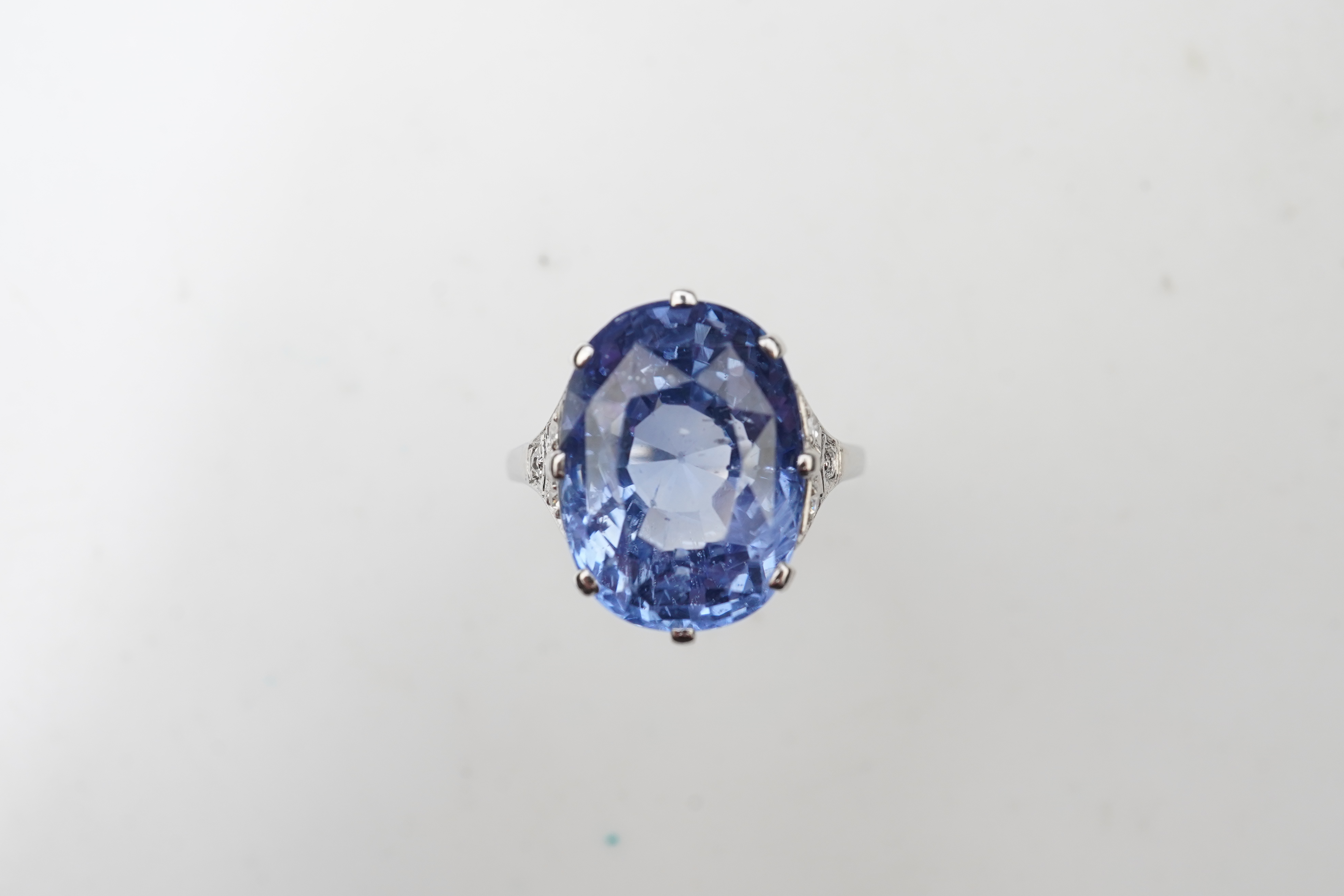 An attractive sapphire and diamond ring, early 20th century